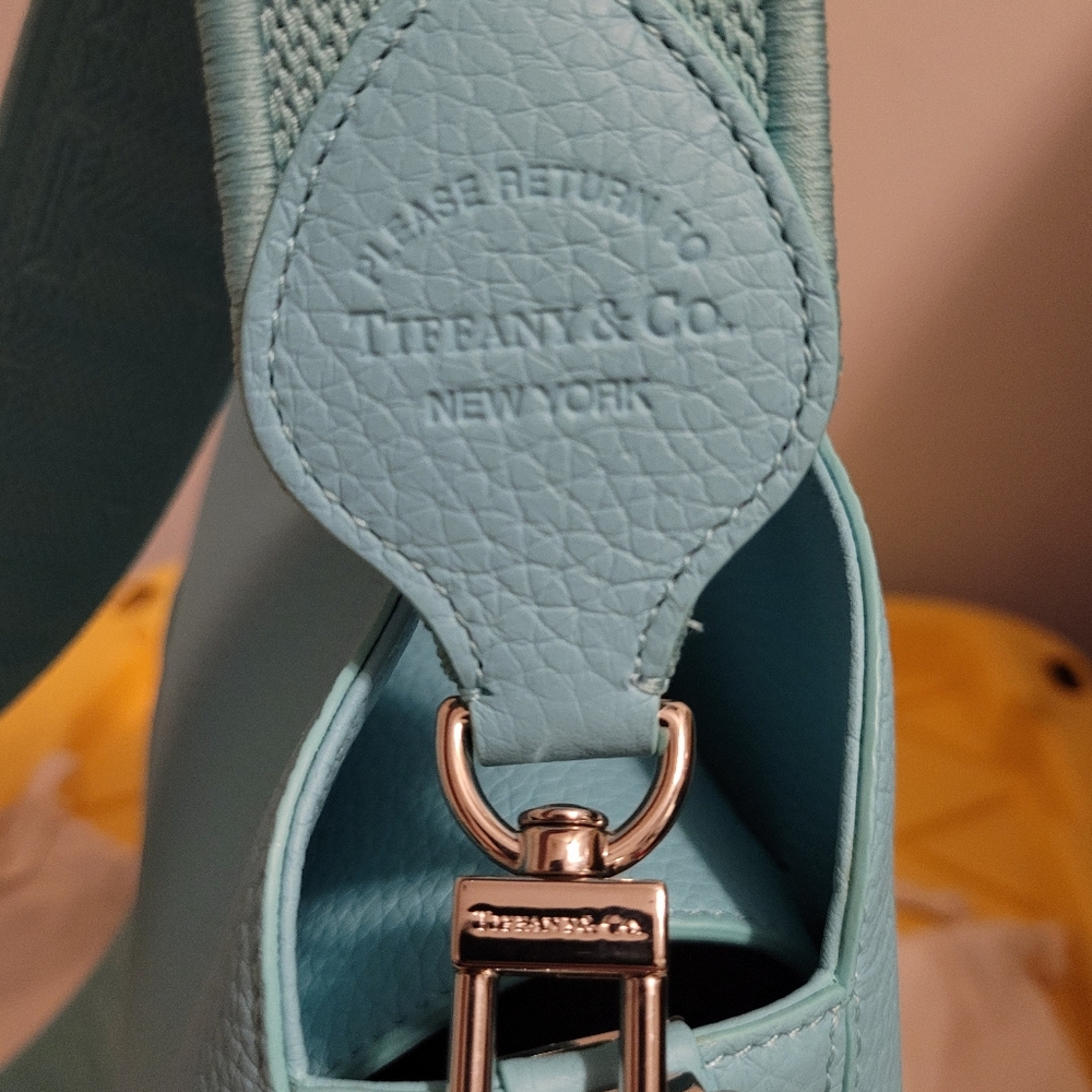 JAPAN 🪷 LIMTIED 2WAY TIFFANY & CO Blue Leather Medium Tote Bag NEW - Picture 6 of 13